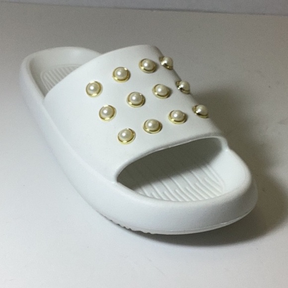 KENNETH COLE 

Mello Eva Pearl Womens Embellished Comfort Insole Slide Sandals - Picture 3 of 5